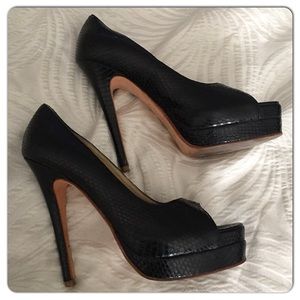 Cindy Says Sabrina Peep Toe Pumps